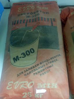 Пескобетон М-300 ЦЕМЕНТУМ(Holcim) 40кг/под.36 фотография